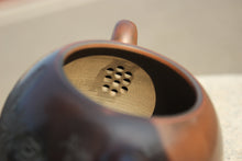 Load image into Gallery viewer, 220ml Nixing Teapot with Carvings of Cranes by Li Changquan