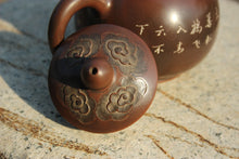 Load image into Gallery viewer, 220ml Nixing Teapot with Carvings of Cranes by Li Changquan