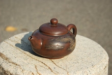 Load image into Gallery viewer, 200ml Junde Nixing Teapot with Landscape Carving by Li Changquan