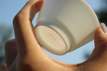 Load image into Gallery viewer, 50ml Wide Horseshoe Shape Tianbai  Jingdezhen Porcelain Cup