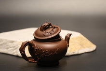 Load image into Gallery viewer, 范爱娟作品-全手工报春四号井底槽青 Fully Handmade Dicaoqing Primrose Yixing Teapot by Fan Aijuan, 250ml