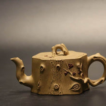 Load image into Gallery viewer, 范爱娟作品-全手工梅桩本山段泥 Fully Handmade Benshan Duanni Plum Blossom Yixing Teapot by Fan Aijuan, 300ml