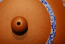 Load image into Gallery viewer, Zhuni Dahongpao 朱泥大红袍 Xishi Yixing Teapot with Diancai Painting, 100ml