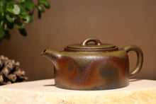 Load image into Gallery viewer, Wood Fired Jiangponi Jinglan Yixing Teapot, 柴烧降坡泥井栏壶, 225ml