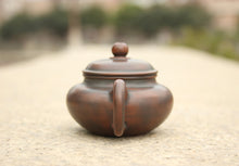 Load image into Gallery viewer, 75ml Fanggu Nixing Teapot by Li Wenqiong