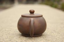 Load image into Gallery viewer, 110ml Little Mulan Nixing Teapot by Zhou Yujiao