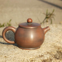 Load image into Gallery viewer, 110ml Little Mulan Nixing Teapot by Zhou Yujiao