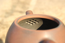 Load image into Gallery viewer, 110ml Little Mulan Nixing Teapot by Zhou Yujiao