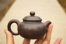 Load image into Gallery viewer, 110ml Tall Fanggu Nixing Teapot, 坭兴高仿古壶, by Zhou Yujiao