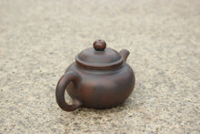 Load image into Gallery viewer, 110ml Tall Fanggu Nixing Teapot, 坭兴高仿古壶, by Zhou Yujiao