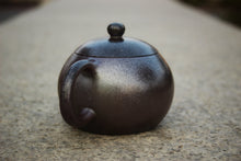 Load image into Gallery viewer, Wood Fired Dicaoqing 底槽青 Xishi Yixing Teapot, 185ml