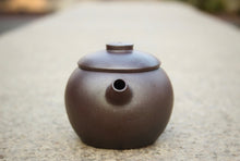 Load image into Gallery viewer, Wood Fired Dicaoqing 底槽青 Julunzhu Yixing Teapot, 130ml