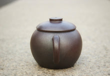 Load image into Gallery viewer, Wood Fired Dicaoqing 底槽青 Julunzhu Yixing Teapot, 130ml