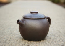 Load image into Gallery viewer, Wood Fired Dicaoqing 底槽青 Julunzhu Yixing Teapot, 130ml