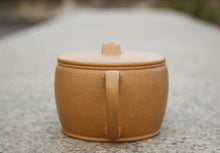 Load image into Gallery viewer, Lengjinhuang 冷金黄 Duanni Hanwa Yixing Teapot, 130ml