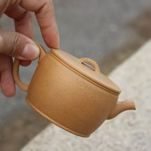 Load image into Gallery viewer, Lengjinhuang 冷金黄 Duanni Hanwa Yixing Teapot, 130ml