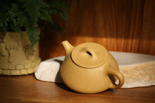 Load image into Gallery viewer, Benshan Lüni 本山绿泥 Shipiao Yixing Teapot, 230ml