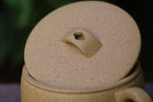 Load image into Gallery viewer, Benshan Lüni Hanwa Yixing Teapot 本山绿泥汉瓦 125ml