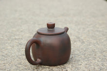 Load image into Gallery viewer, 100ml Small Mulan Nixing Teapot by Zhou Yujiao
