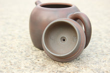 Load image into Gallery viewer, 100ml Small Mulan Nixing Teapot by Zhou Yujiao
