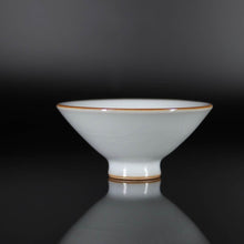 Load image into Gallery viewer, 25ml Small Douli Moon White 月白 Cup