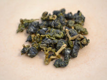 Load image into Gallery viewer, ShanLinXi High Mountain Oolong Tea 杉林溪高山茶 Spring 2025