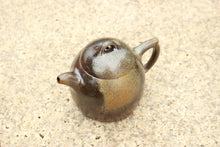 Load image into Gallery viewer, Wood Fired Qinquan Shape Yixing Teapot, Dicaoqing clay, 柴烧底槽青秦权壶,200ml