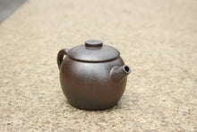 Load image into Gallery viewer, Wood Fired Dicaoqing 底槽青 Julunzhu Yixing Teapot, 130ml