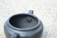 Load image into Gallery viewer, Heini (Wuhui Dicaoqing) Sangbian Yixing Teapot, 焐灰底槽青壶, 150ml