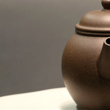 Load image into Gallery viewer, TianQingNi Tall Julun Yixing Teapot, 天青泥巨轮壶, 140ml