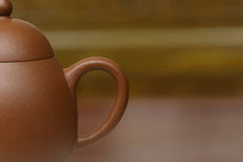 Load image into Gallery viewer, Zhuni Dragon Egg Yixing Teapot, 朱泥龙蛋壶, 120ml
