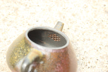 Load image into Gallery viewer, Wood Fired Shipiao Yixing Teapot, Dicaoqing clay, 柴烧底槽青石瓢壶, 110ml
