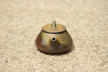 Load image into Gallery viewer, Wood Fired Shipiao Yixing Teapot, Dicaoqing clay, 柴烧底槽青石瓢壶, 110ml