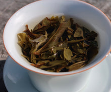 Load image into Gallery viewer, 2020 Spring Azure Spring of Taiwan NingYen FENGSHAN LINCANG Ancient Tree Raw Pu'er Tea Cake