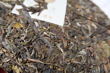 Load image into Gallery viewer, 2020 Spring Azure Spring of Taiwan NingYen FENGSHAN LINCANG Ancient Tree Raw Pu'er Tea Cake
