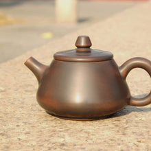 Load image into Gallery viewer, 110ml Tall Shipao Nixing Teapot 坭兴石瓢壶 by Wu Sheng Sheng
