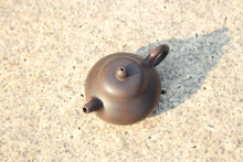 Load image into Gallery viewer, 95ml Junle Nixing Teapot 坭兴君乐壶 by Wu Sheng Sheng