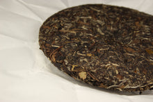 Load image into Gallery viewer, 2013 Sanquan Hong Xue Bai Hao BAIMUDAN White Tea from Fuding
