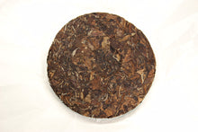 Load image into Gallery viewer, 2010 Sanquan Hong Xue Bai Hao SHOUMEI White Tea from Fuding