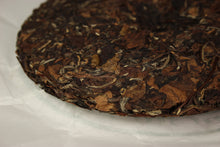 Load image into Gallery viewer, 2010 Sanquan Hong Xue Bai Hao SHOUMEI White Tea from Fuding