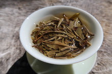 Load image into Gallery viewer, 2021 Sanquan Shang Shan MUDAN WANG White Tea from Fuding
