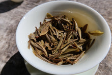 Load image into Gallery viewer, 2021 Sanquan Shang Shan MUDAN WANG White Tea from Fuding