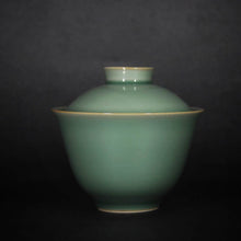 Load image into Gallery viewer, 125ml Celadon Porcelain Gaiwan from Jingdezhen