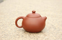 Load image into Gallery viewer, Zhuni Wendan Yixing Teapot with Diancai Painting, 点彩朱泥文旦壶, 120ml