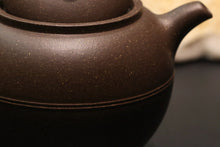 Load image into Gallery viewer, TianQingNi Sudai Yixing Teapot, 天青泥素带壶, 200ml