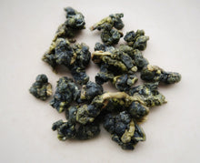 Load image into Gallery viewer, 2000m + Highest Elevation Taiwan Oolong Sample Pack of 5 varieties, 50g total