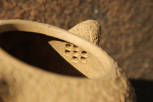 Load image into Gallery viewer, Fully Handmade Benshan Lüni Gongchun Yixing Teapot by Gong Jiachun 龚家春, 全手工本山绿泥供春壶, 200ml