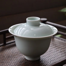 Load image into Gallery viewer, 120ml Qingyou Fanggu Jingdezhen Porcelain Gaiwan, 仿古青釉盖碗