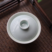 Load image into Gallery viewer, 120ml Qingyou Fanggu Jingdezhen Porcelain Gaiwan, 仿古青釉盖碗