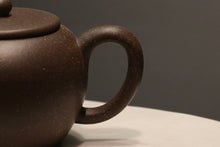 Load image into Gallery viewer, TianQingNi Heng Yu Lianzi Teapot, 天青泥亨裕莲子壶, 120ml